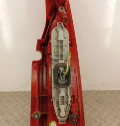 Feu arriere principal gauche (feux) PEUGEOT PARTNER 2 Photo n°3