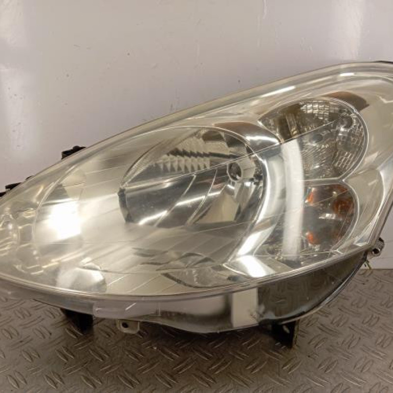Optique avant principal gauche (feux)(phare) PEUGEOT PARTNER 2