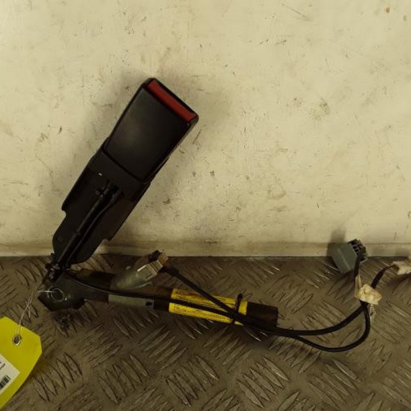 Attache ceinture avant gauche RENAULT KANGOO 1