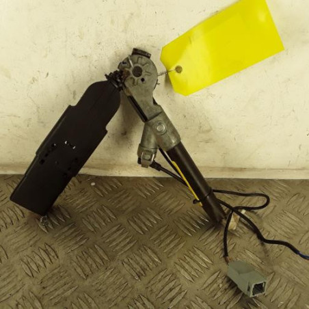 Attache ceinture avant gauche RENAULT KANGOO 1