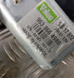 Moteur essuie glace arriere PEUGEOT 206