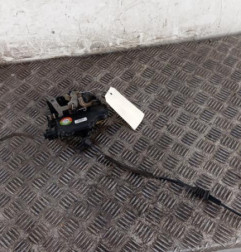 Serrure arriere droit VOLKSWAGEN GOLF 4 Photo n°1