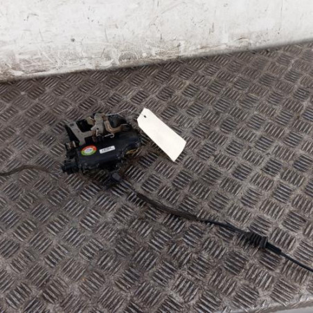 Serrure arriere droit VOLKSWAGEN GOLF 4 Photo n°1