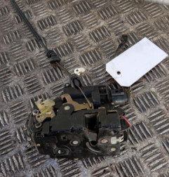 Serrure avant gauche VOLKSWAGEN GOLF 4 Photo n°3