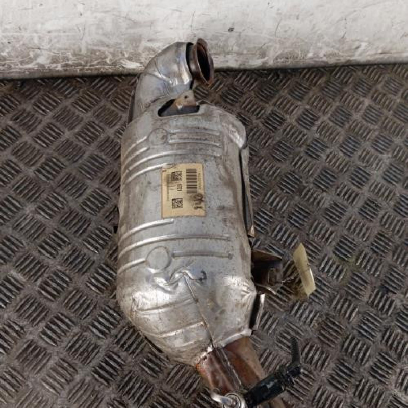 Catalyseur (echappement) PEUGEOT 208 1