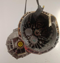 Boite de vitesses RENAULT TRAFIC 3 COURT Photo n°1