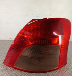 Feu arriere principal droit (feux) TOYOTA YARIS 2 Photo n°1