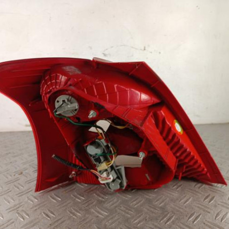 Feu arriere principal droit (feux) TOYOTA YARIS 2
