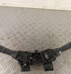 Commodo phare TOYOTA YARIS 2 Photo n°1