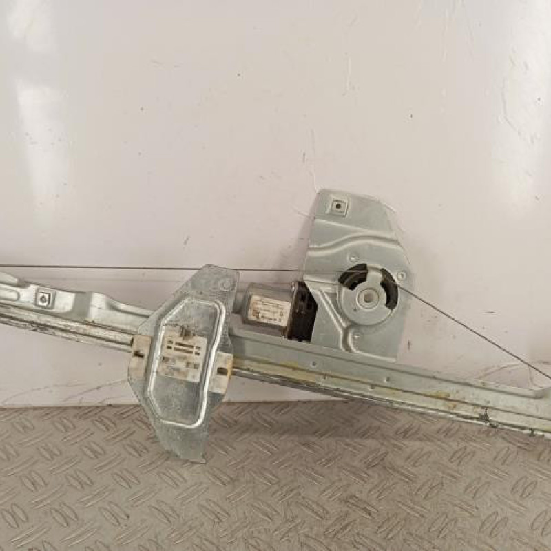 Leve vitre electrique avant gauche PEUGEOT PARTNER 2