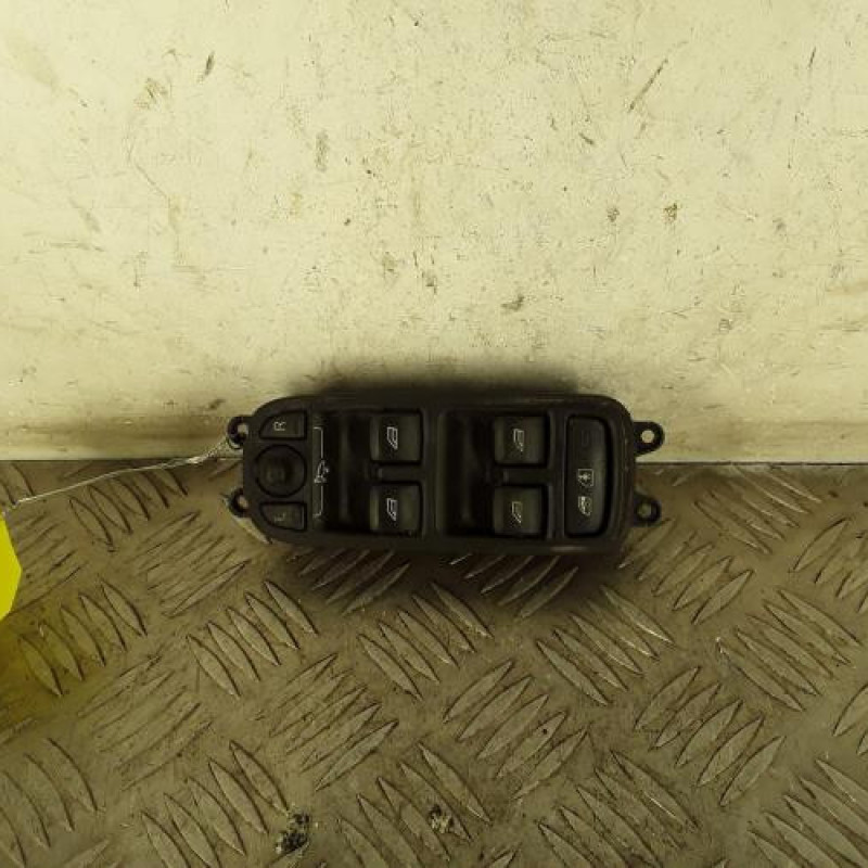 Interrupteur de leve vitre avant gauche VOLVO V 60 2