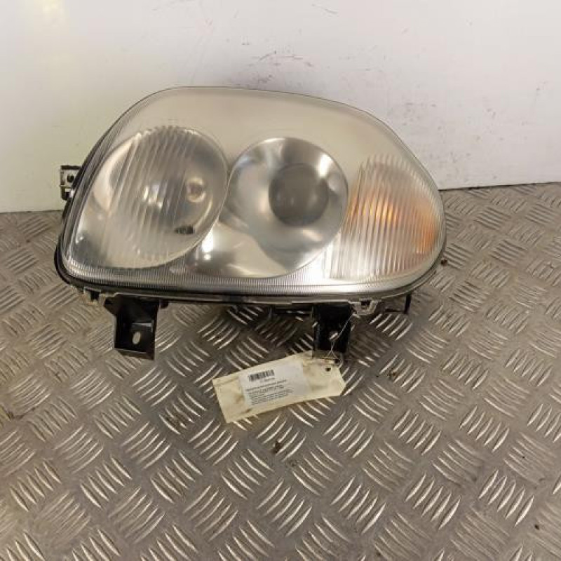 Optique avant principal gauche (feux)(phare) RENAULT CLIO 2