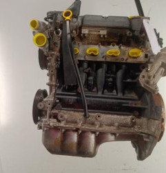 Moteur OPEL CORSA D Photo n°1