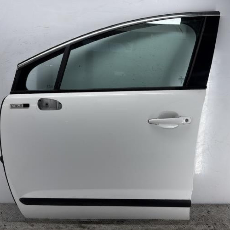 Porte avant gauche PEUGEOT 3008 1