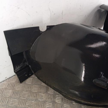 Pare boue avant droit PEUGEOT 206