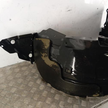 Pare boue avant gauche NISSAN QASHQAI 1