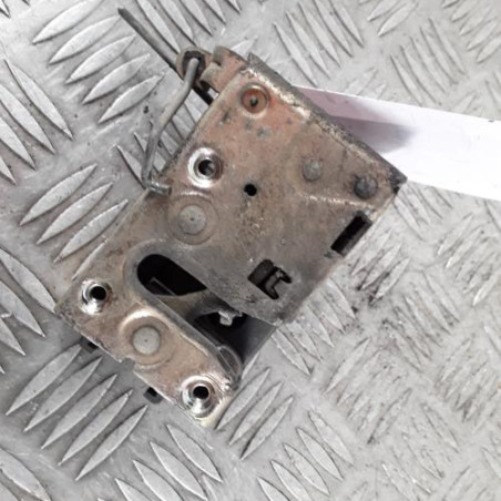 Serrure avant gauche PEUGEOT 106