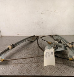 Leve vitre electrique avant gauche RENAULT CLIO 3 Photo n°1