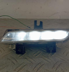 Feu diurne avant gauche RENAULT CLIO 4 Photo n°1