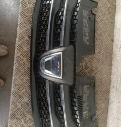 Calandre DACIA SANDERO 2 Photo n°1