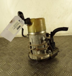 Pompe de direction VOLVO V 60 2 Photo n°1