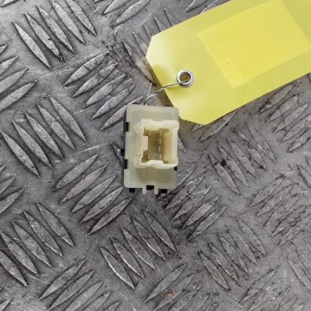 Interrupteur de leve vitre avant droit DACIA SANDERO 2