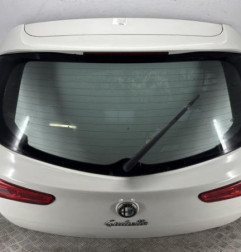 Malle/Hayon arriere ALFA ROMEO GIULIETTA 2 Photo n°1