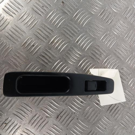 Interrupteur de leve vitre arriere droit NISSAN QASHQAI 1 Photo n°1