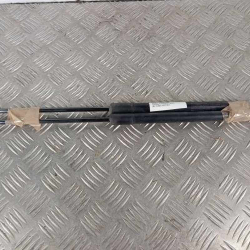 Verin de coffre NISSAN QASHQAI 1