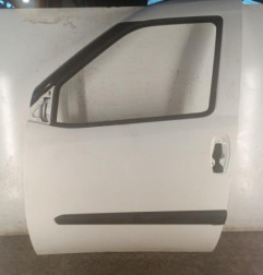 Porte avant gauche OPEL COMBO D Photo n°1