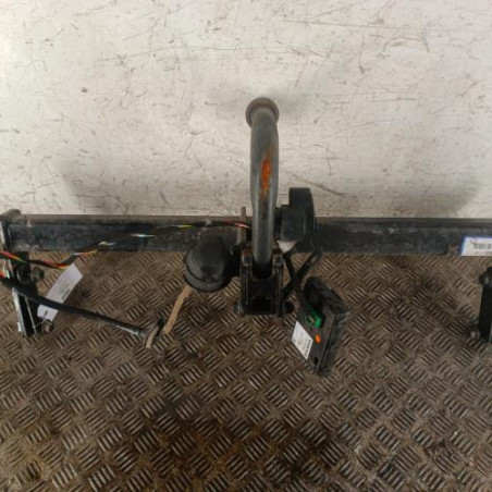 Attelage (boule de remorquage) VOLVO V 60 2 Photo n°1