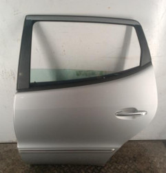 Porte arriere gauche MERCEDES CLASSE A 168 Photo n°1
