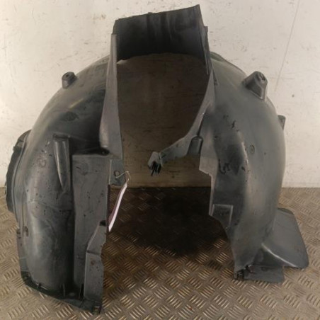 Pare boue avant droit PEUGEOT PARTNER 3 Photo n°1