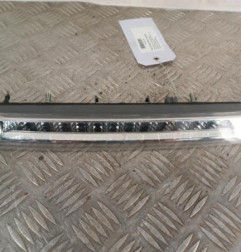 Feu arriere stop central PEUGEOT 308 2 Photo n°1