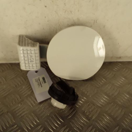 Trappe d'essence HYUNDAI I 10 3 Photo n°1