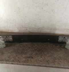 Renfort pare choc arriere (traverse) TOYOTA VERSO