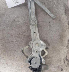 Leve vitre electrique avant gauche TOYOTA VERSO Photo n°1