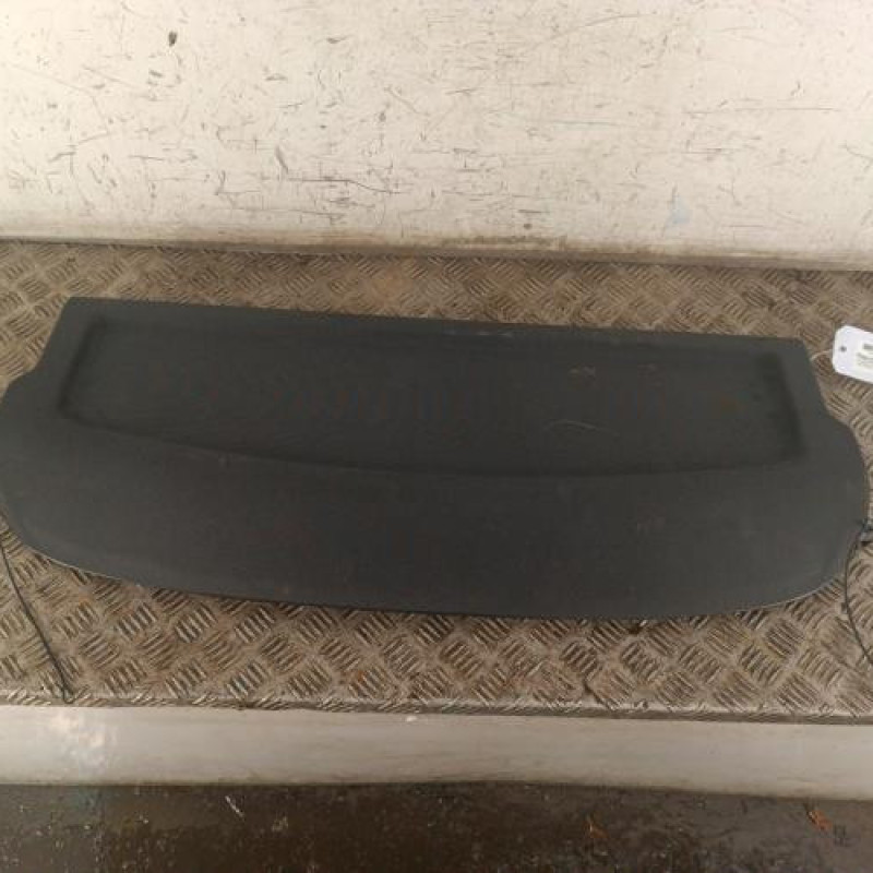 Plage arriere AUDI A1 1