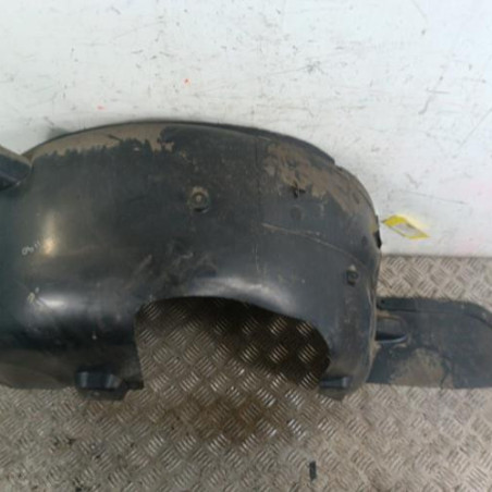 Pare boue arriere droit PEUGEOT 3008 1