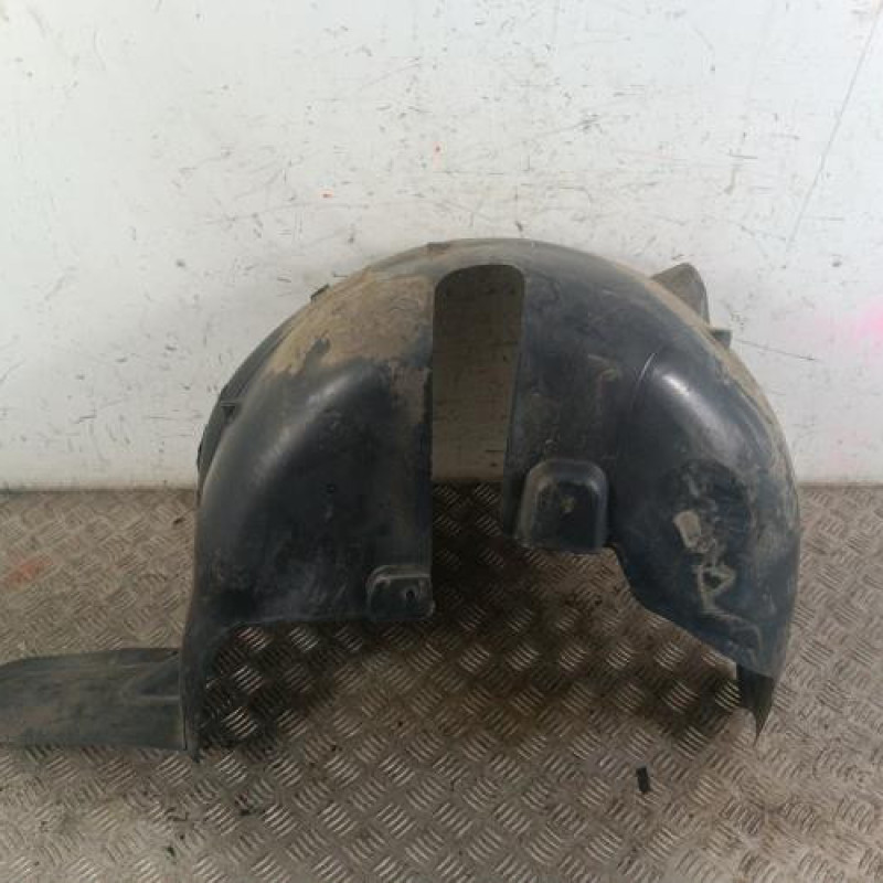 Pare boue arriere gauche PEUGEOT 3008 1