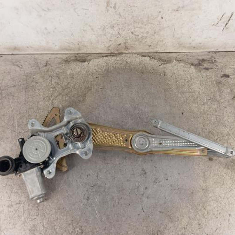 Leve vitre electrique avant gauche TOYOTA YARIS 1