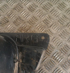 Pare boue arriere gauche PEUGEOT 208 1