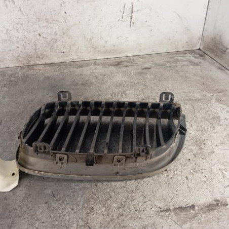 Calandre droite BMW SERIE 1 E87