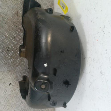 Pare boue arriere gauche PEUGEOT 208 1