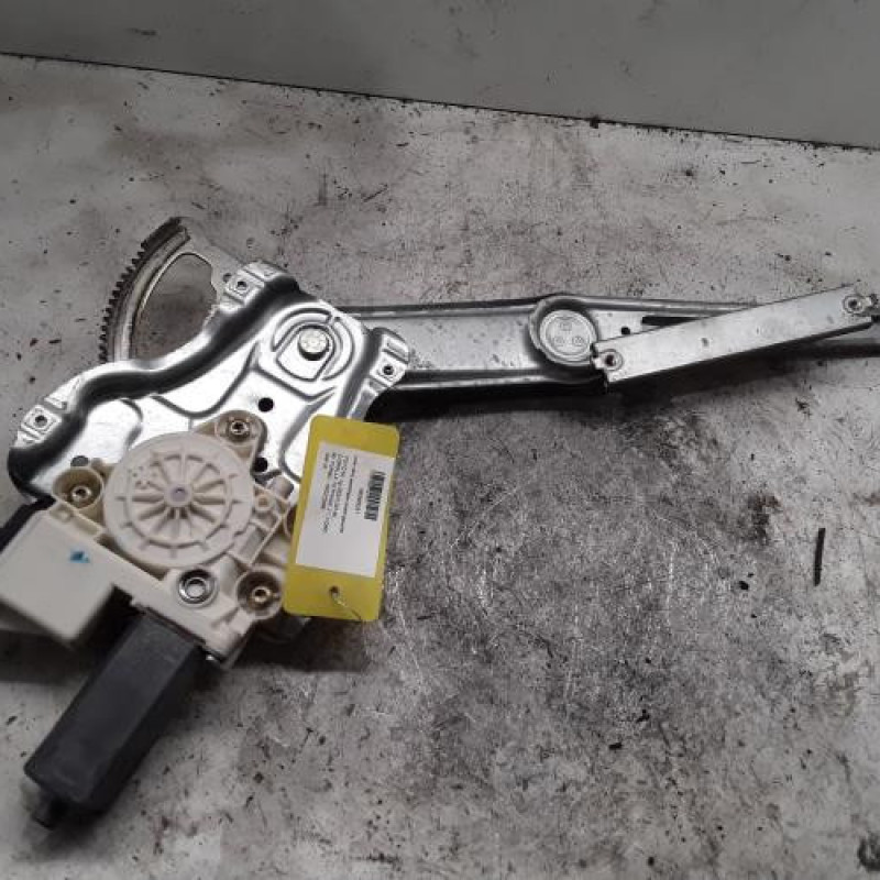 Leve vitre electrique avant gauche TOYOTA COROLLA 10