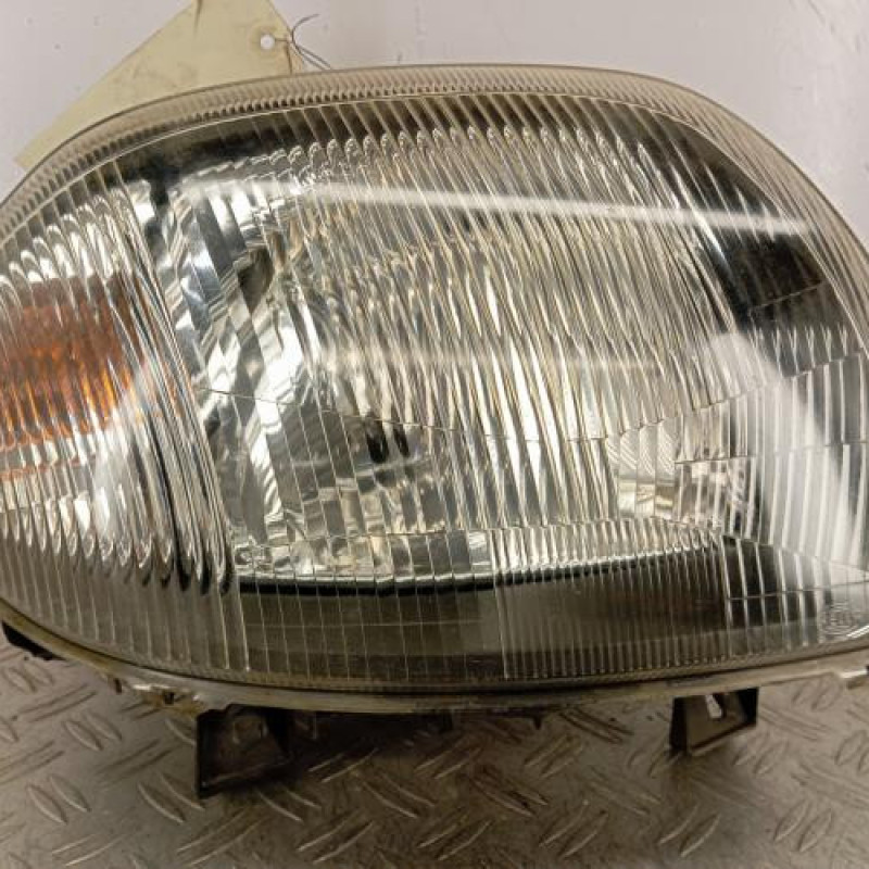 Optique avant principal droit (feux)(phare) RENAULT CLIO 2