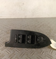 Interrupteur de leve vitre avant gauche ALFA ROMEO GIULIETTA 2 Photo n°1
