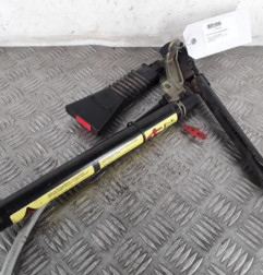 Attache ceinture avant gauche OPEL CORSA B Photo n°1