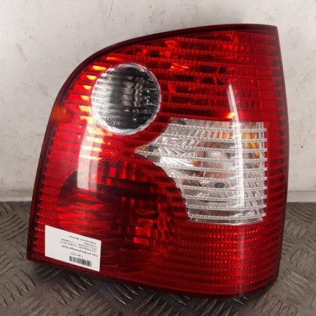 Feu arriere principal droit (feux) VOLKSWAGEN POLO 4 Photo n°1