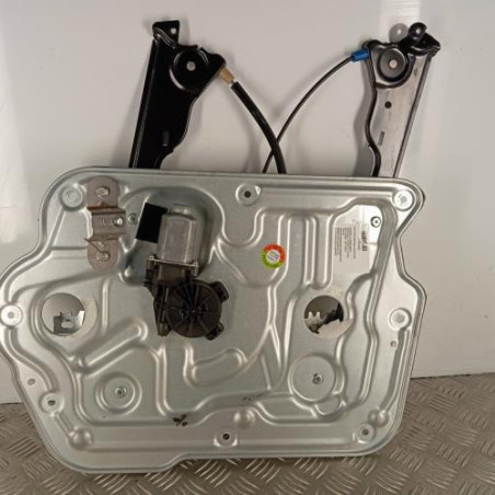 Leve vitre electrique avant droit NISSAN QASHQAI 1 Photo n°1